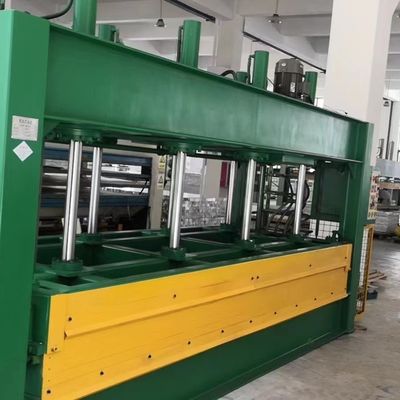 Αλουμινένιο Πίνακα Honeycomb Hot Press Machine με προσαρμόσιμη θερμοκρασία λάδι για πώληση