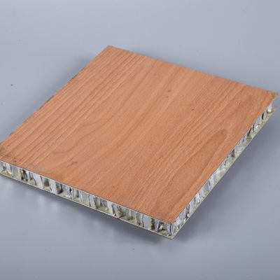 EN 45545 Πίνακες μελιού από αλουμίνιο μήκους 0,8 mm για εσωτερική διακόσμηση σιδηροδρομικών μεταφορών
