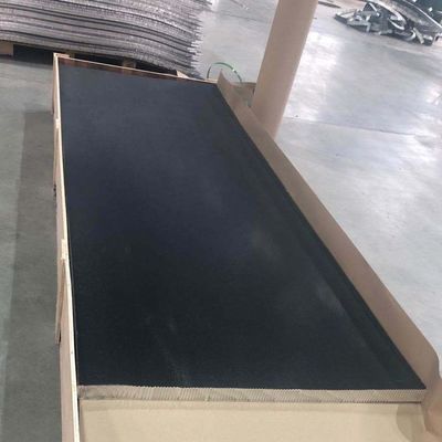 Υπερμεγέθη 2500mm μήκος Αλουμίνιο κεντρικό μέλι για χημικές ίνες μηχανήματα πίνακα επανορθωτή