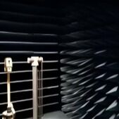 Απορρόφηση μέλιτος μαστού Αραμίδης μέλιτος μαστού πυρήνας για ηλεκτρομαγνητική συμβατότητα Σκοτεινό δωμάτιο