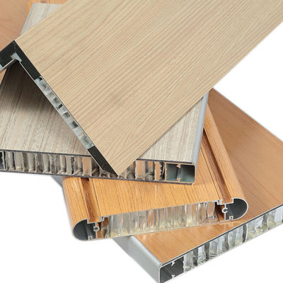 Σιδηροδρομικό πλοίο HPL Αλουμινίου Πίνακες Honeycomb Standard Μέγεθος 1220x2440mm